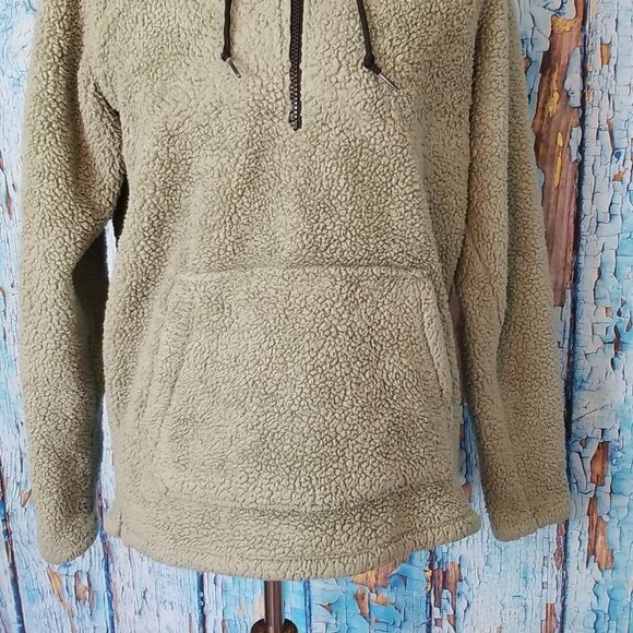 VICTORIA Secret PINK Sherpa teddy 1/2 zip pullover - Picture 4 of 11